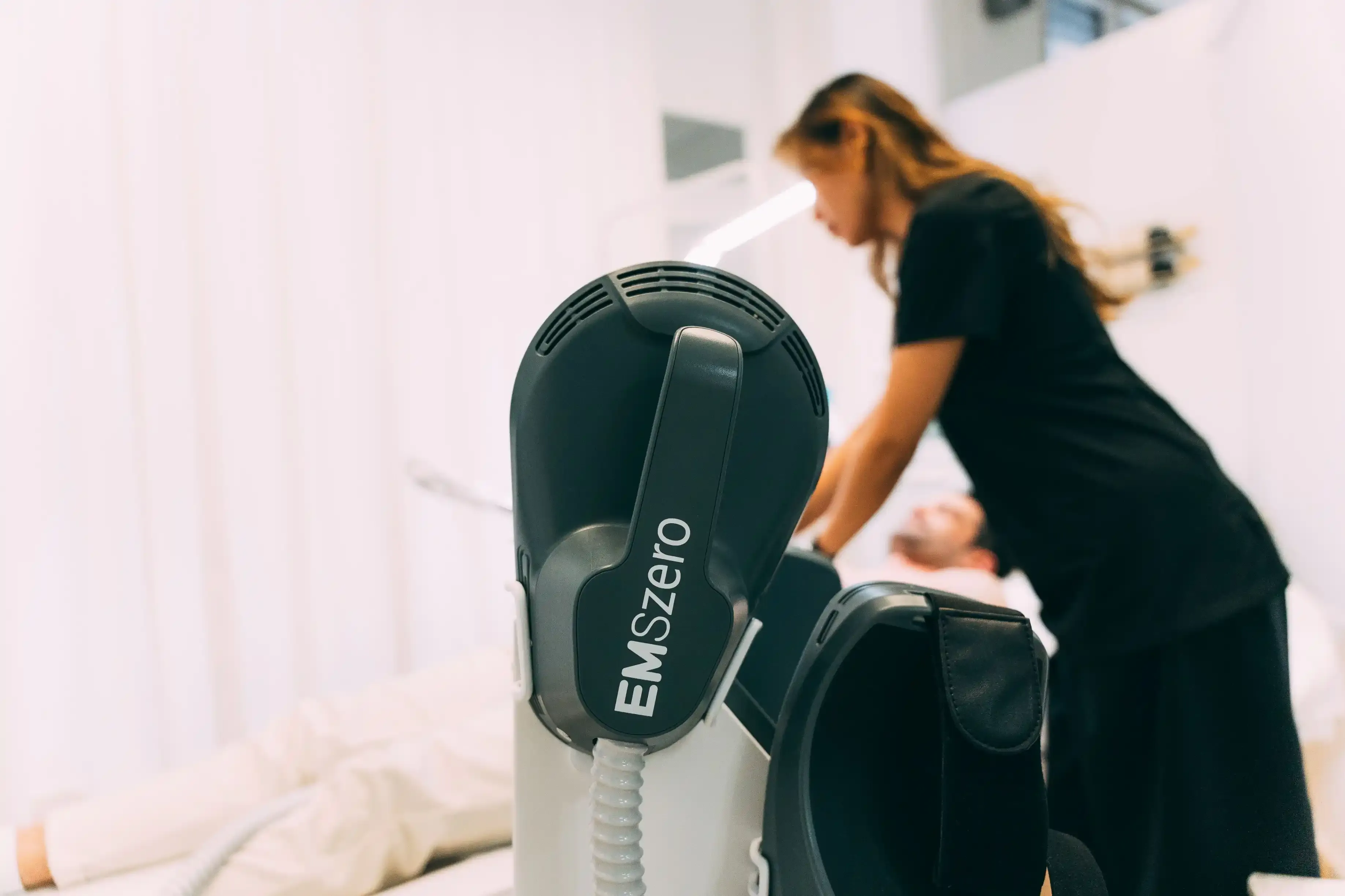 Microneedling Behandlung bei Val Luna Beauty